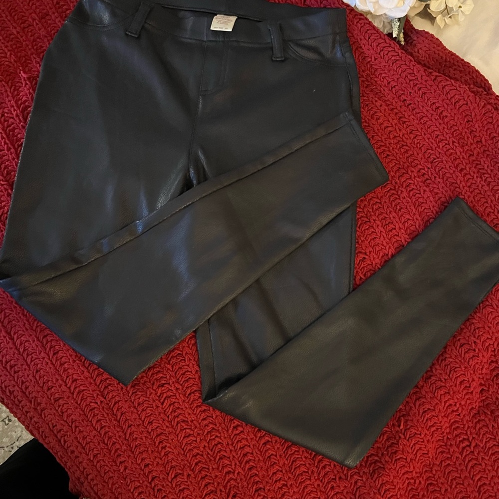 Black faux leather jeggings